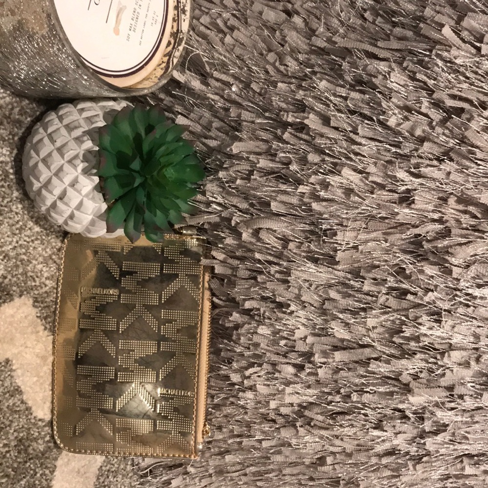 Wristlet